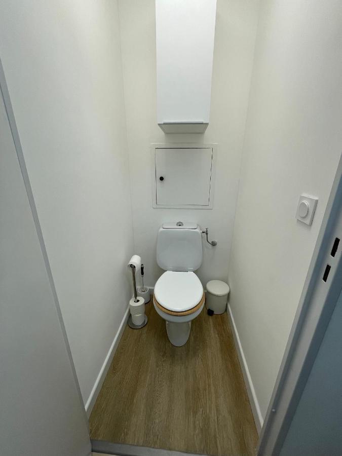 2 Pieces Climatise-Wifi / 4 Voyageurs / Boxe Prive / 2 Piscines / 2 Tennis / Petanque / Pingpong Antibes Exteriör bild