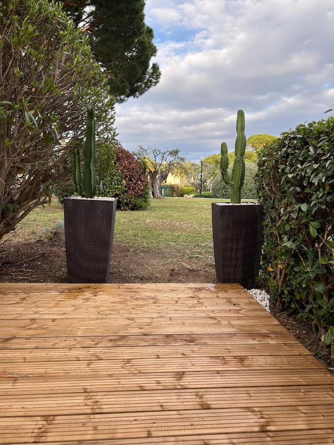 2 Pieces Climatise-Wifi / 4 Voyageurs / Boxe Prive / 2 Piscines / 2 Tennis / Petanque / Pingpong Antibes Exteriör bild